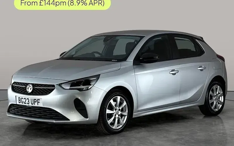 Used Vauxhall Corsa Design Edition 101 HP (74 kW) 2023 Hatchback