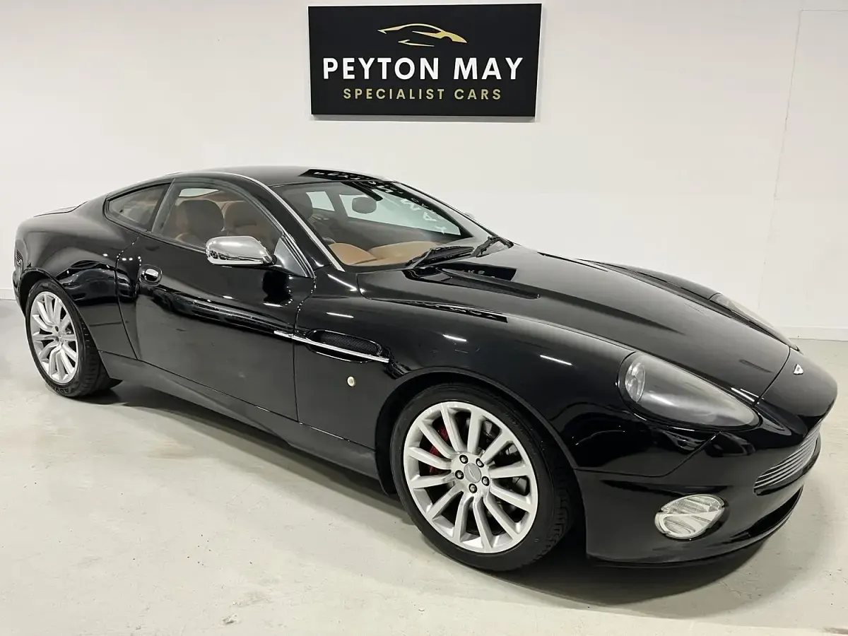 Used Aston Martin Vanquish 460 HP (338 kW) 2004 Black Coupe