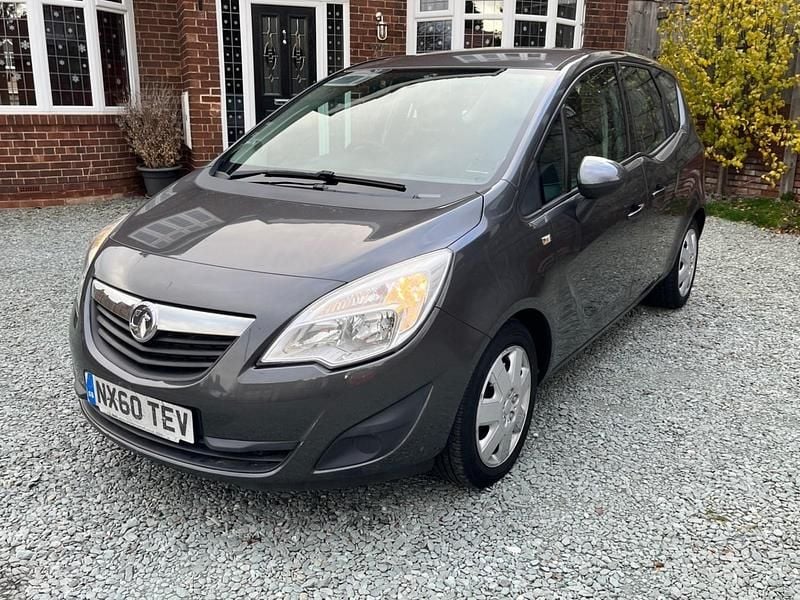 Grey Used 2010 Vauxhall Meriva MPV | £1,000 (Good price) - Image 1/4
