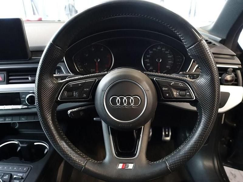 Used Audi A4 S-Line 150 HP (110 kW) 2019 Grey Sedan