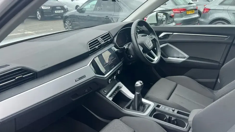 Usado Audi Q3 Sport 150 CV (110 kW) 2023 Blanco SUV