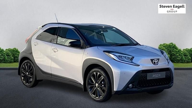 Silver New 2025 Toyota Aygo Edition Hatchback | £18,817 (A bit pricey) - Image 1/4