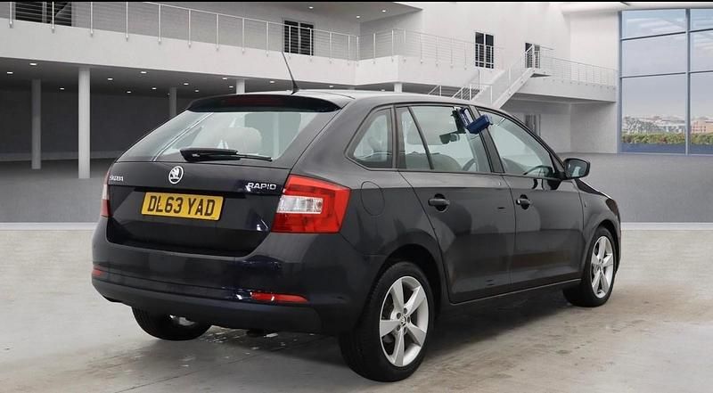 Used Skoda Rapid Elegance 2014 Black Hatchback