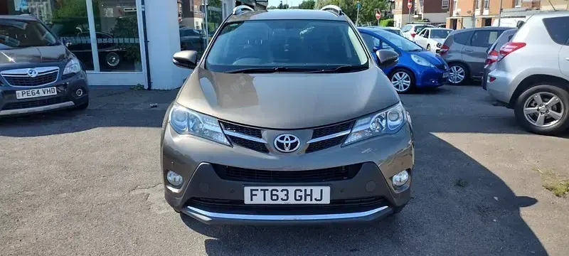 Used Toyota RAV4 150 HP (110 kW) 2013 Beige SUV