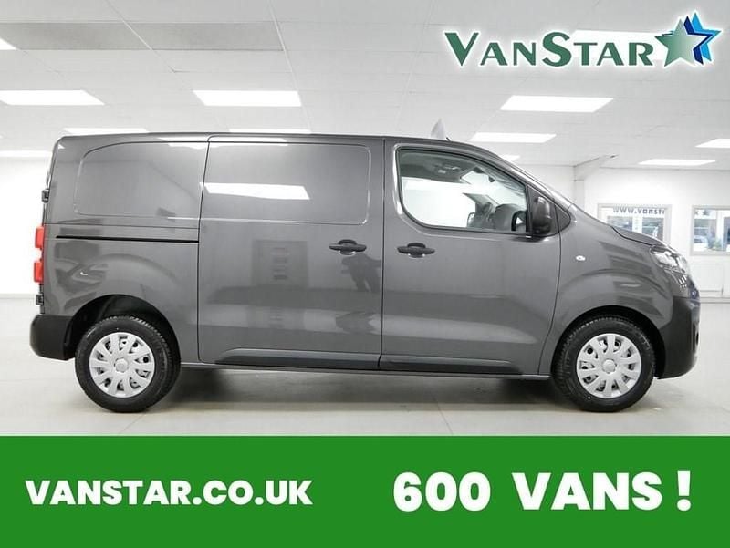 Grey Used 2023 Vauxhall Vivaro Edition Van | £18,889 (A bit pricey) - Image 1/4