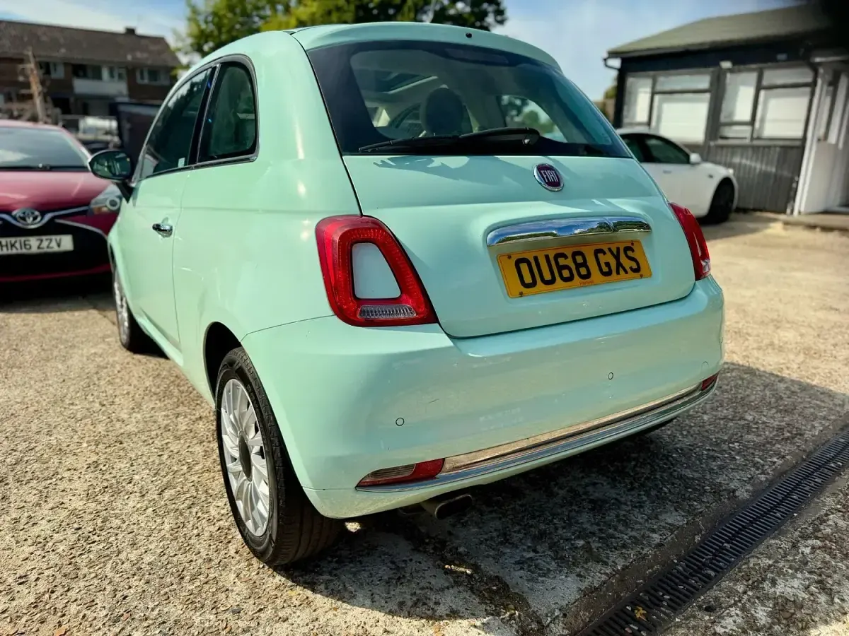 Used Fiat 500 Lounge 69 HP (50 kW) 2018 Green Hatchback