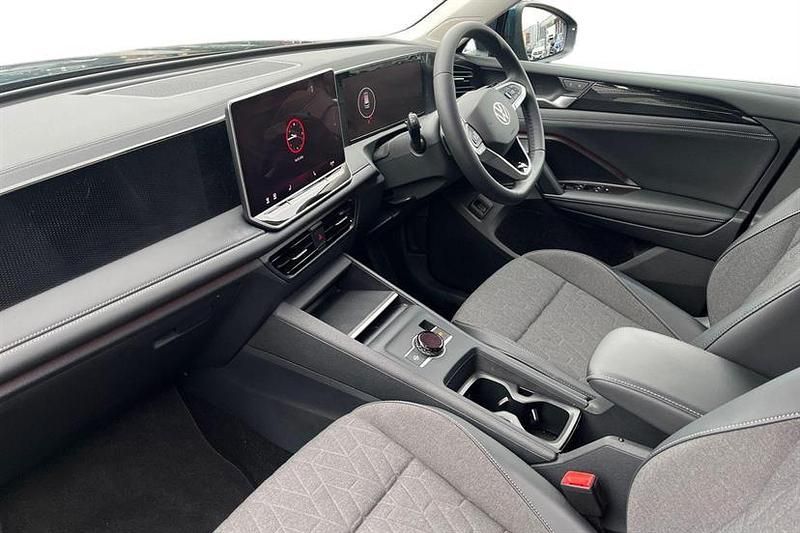 Used VW Tiguan Match 150 HP (110 kW) 2025 Nightshade blue SUV