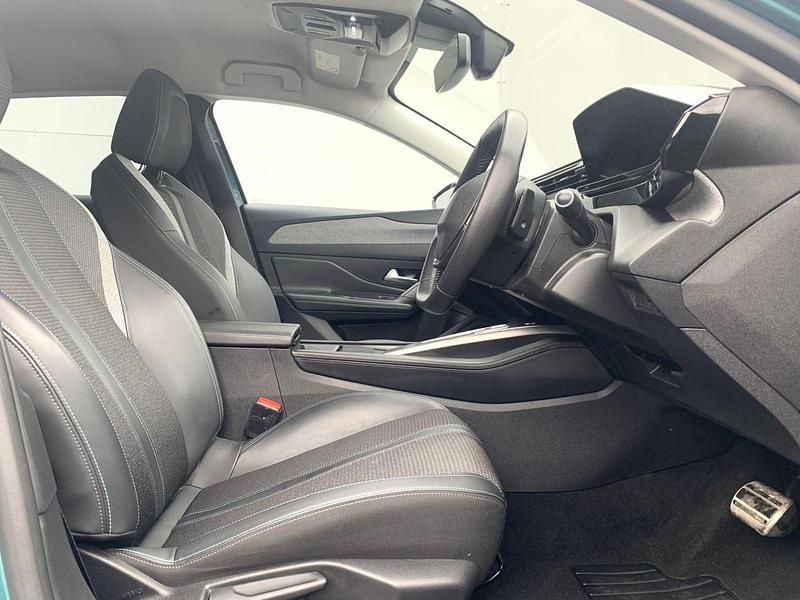 Used Peugeot 308 SW Allure Premium 129 HP (94 kW) 2022 Blue Estate