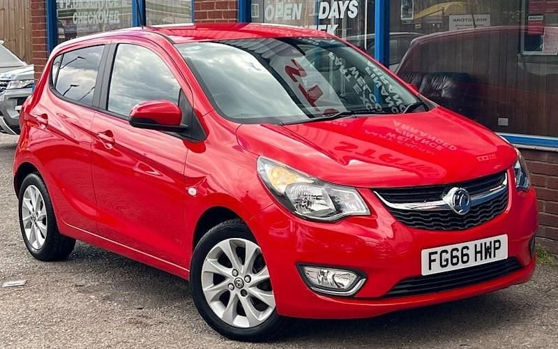 Second-hand Vauxhall Viva 75 CP (55 kW) 2017 Hatchback