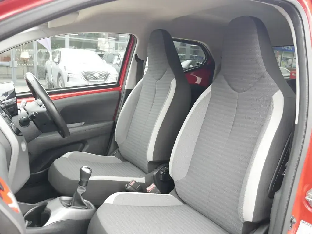 Used Toyota Aygo Trend 71 HP (52 kW) 2020 Red Hatchback