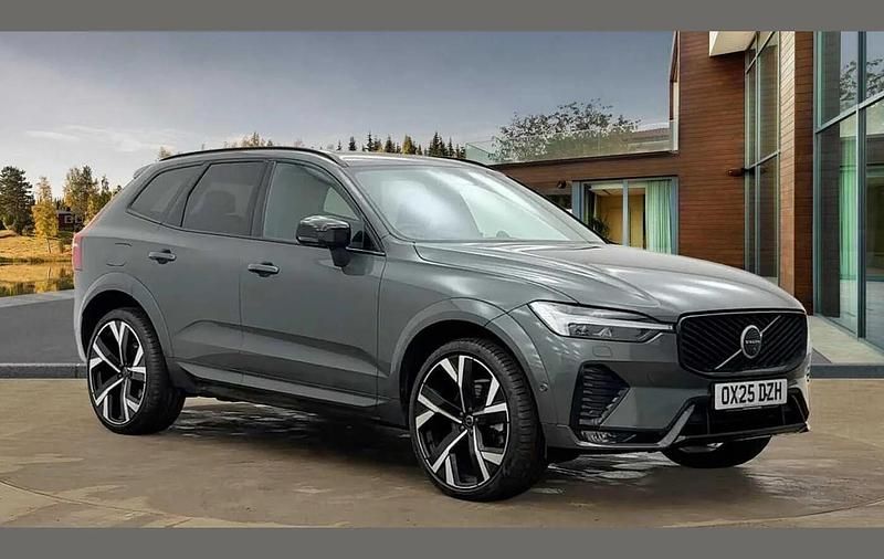 Green Used 2025 Volvo XC60 Ultra SUV | £49,200 (Expensive) - Image 1/4