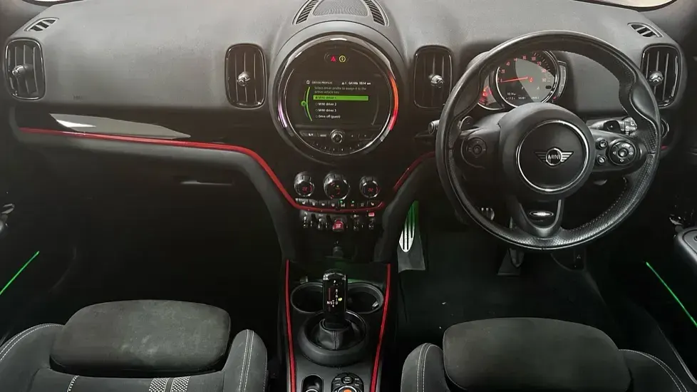 Used Mini Cooper S Countryman Sport 189 HP (139 kW) 2020 Green SUV