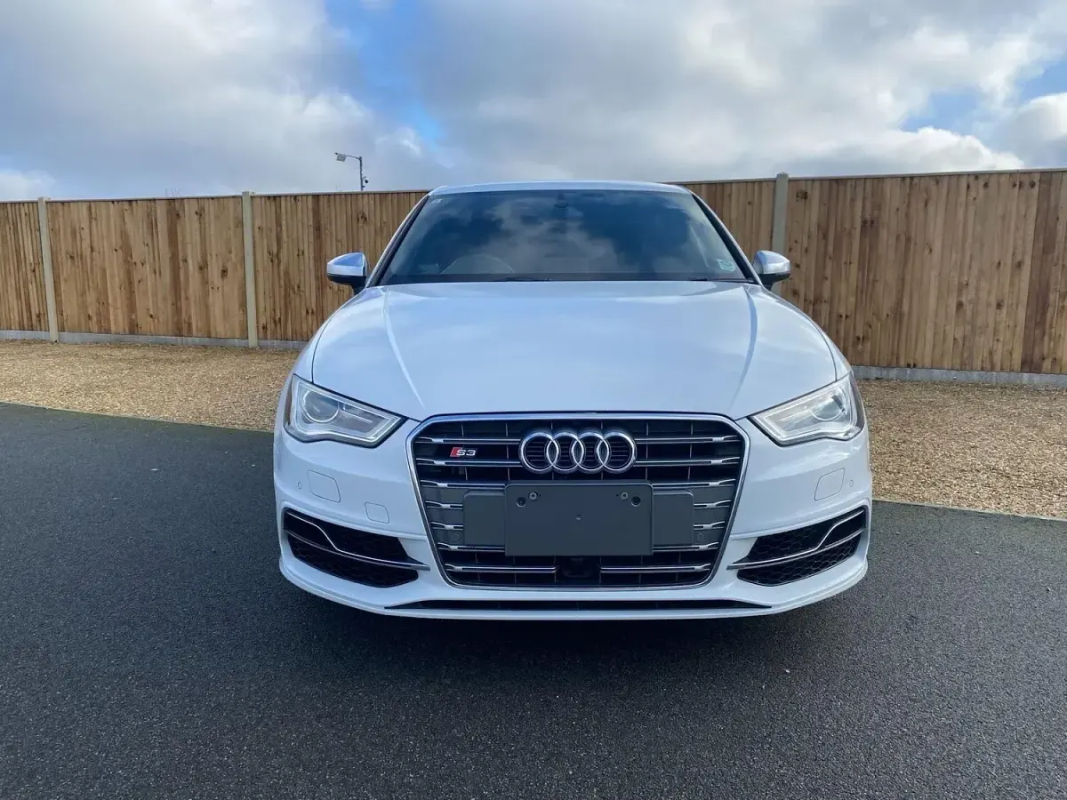 Used Audi S3 Sportback 328 HP (241 kW) 2014 White Hatchback