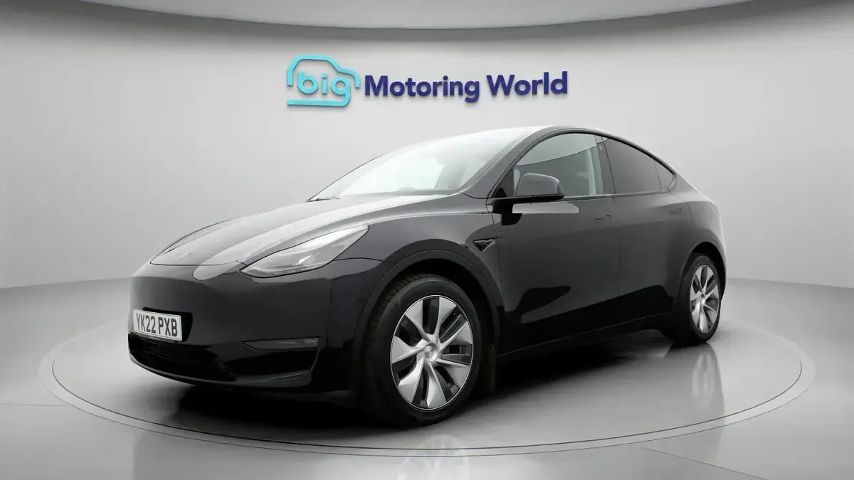 Used Tesla Model Y Long Range AWD 378 kW (514 HP) 2022 Black SUV
