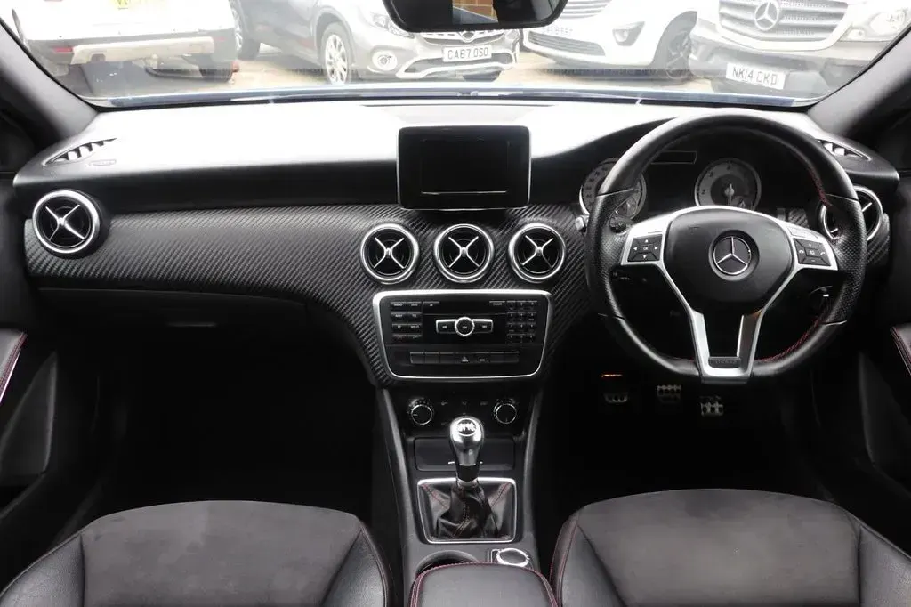 Used Mercedes A180 AMG 109 HP (80 kW) 2014 Blue Hatchback
