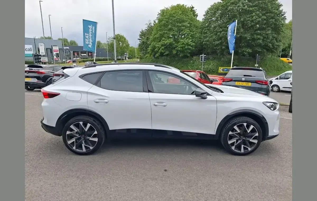 New Cupra Formentor 150 HP (110 kW) 2025 White SUV