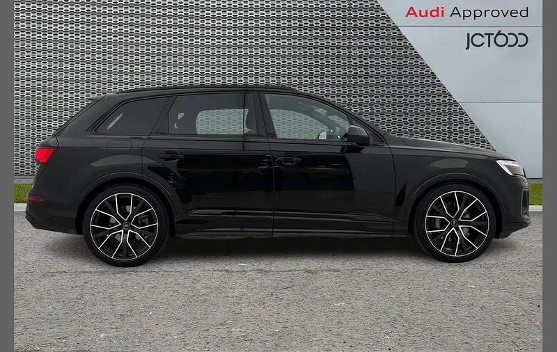 Used Audi Q7 Black Edition 281 HP (206 kW) 2024 Black SUV