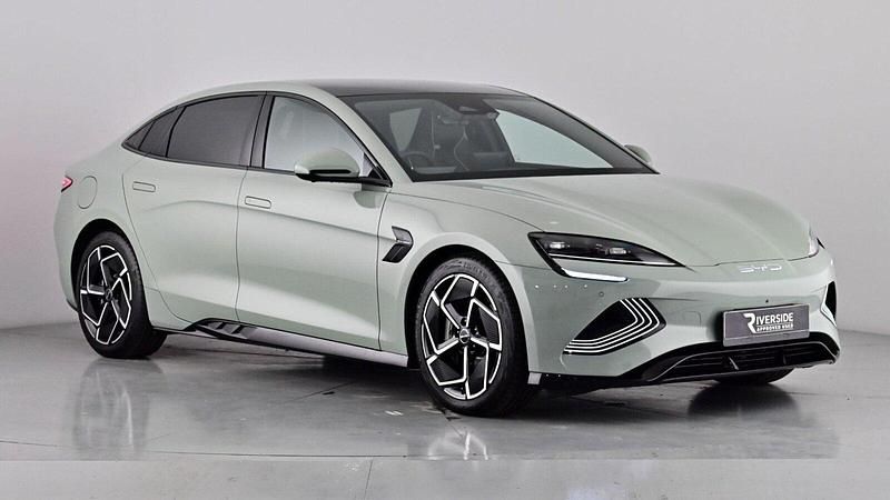 Green Used 2025 BYD Seal Design Sedan | £31,990 - Image 1/4
