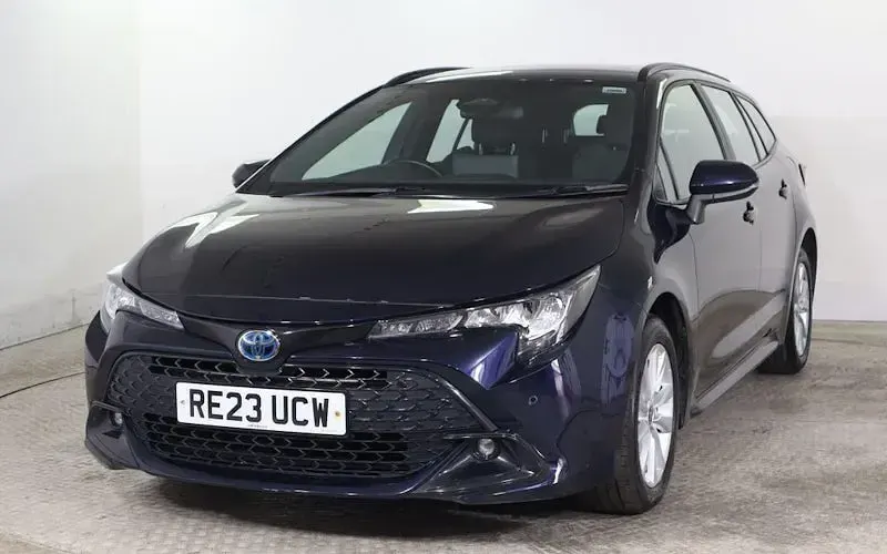 Used Toyota Corolla 140 HP (102 kW) 2026 Estate