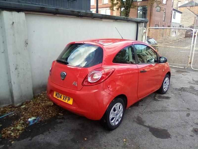 Używany Ford Ka Studio 69 KM (50 kW) 2014 Czerwony Hatchback