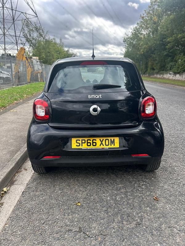 Used Smart ForFour Passion 2016 Black Hatchback