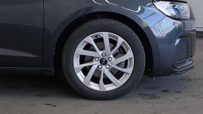 Used Audi A1 Sport 108 HP (79 kW) 2022 Grey SUV