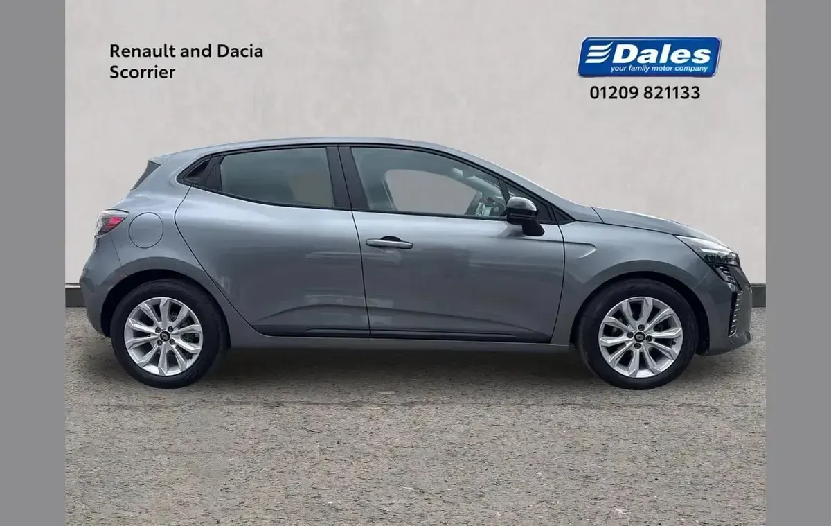 Used Renault Clio Evolution 88 HP (64 kW) 2024 Grey Hatchback