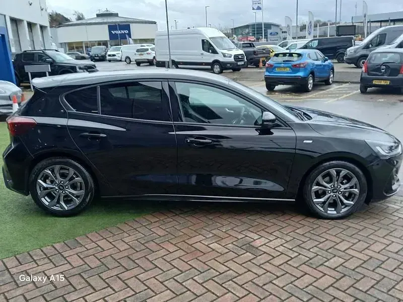 Usado Ford Focus ST-Line 2024 Preto Citadino