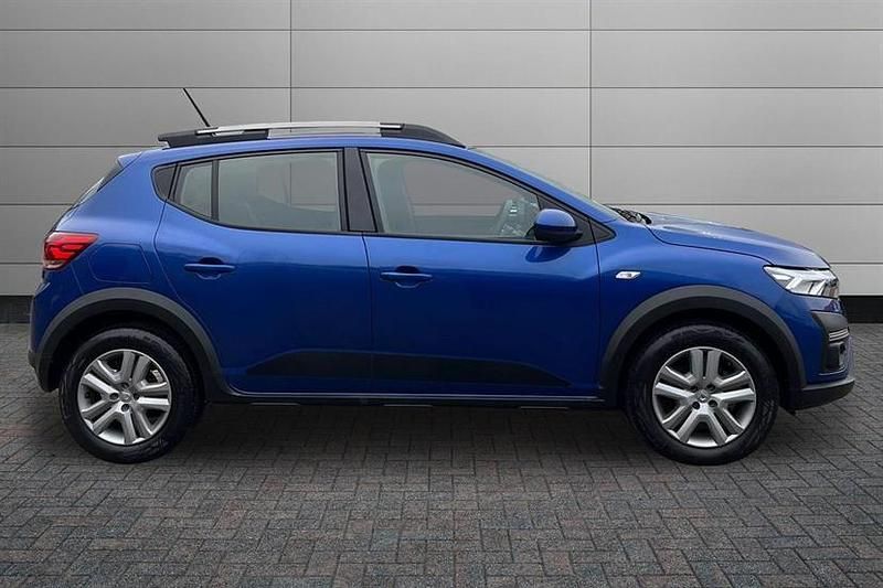 Used Dacia Sandero Comfort 91 HP (66 kW) 2022 Iron blue Hatchback