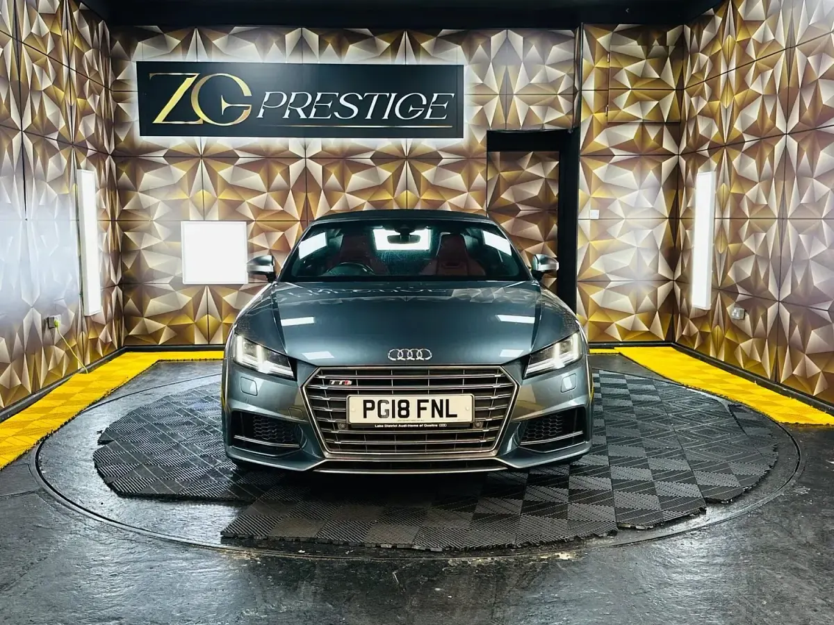 Used Audi TT Roadster Advanced 230 HP (169 kW) 2018 Grey Cabriolet