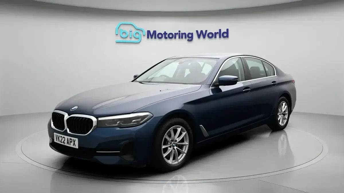 Used BMW 520 190 HP (139 kW) 2022 Blue Sedan