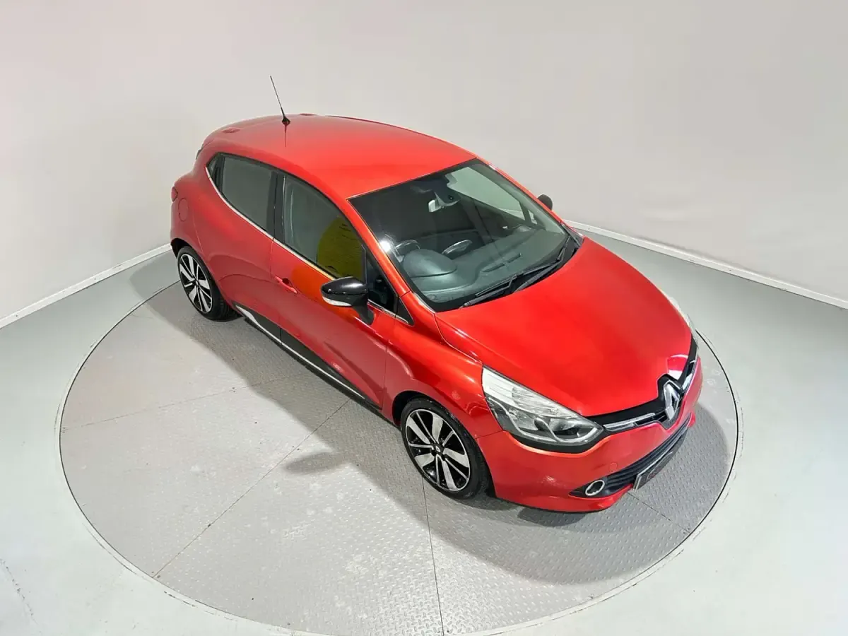 Gebraucht Renault Clio IV Dynamique 90 PS (66 kW) 2016 Rot Kleinwagen