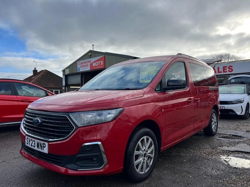 Used Ford Grand Tourneo Connect Titanium 2023 Red MPV