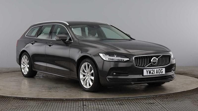 Used 2021 Volvo V90 Momentum Estate | £21,295 (Good price) - Image 1/4