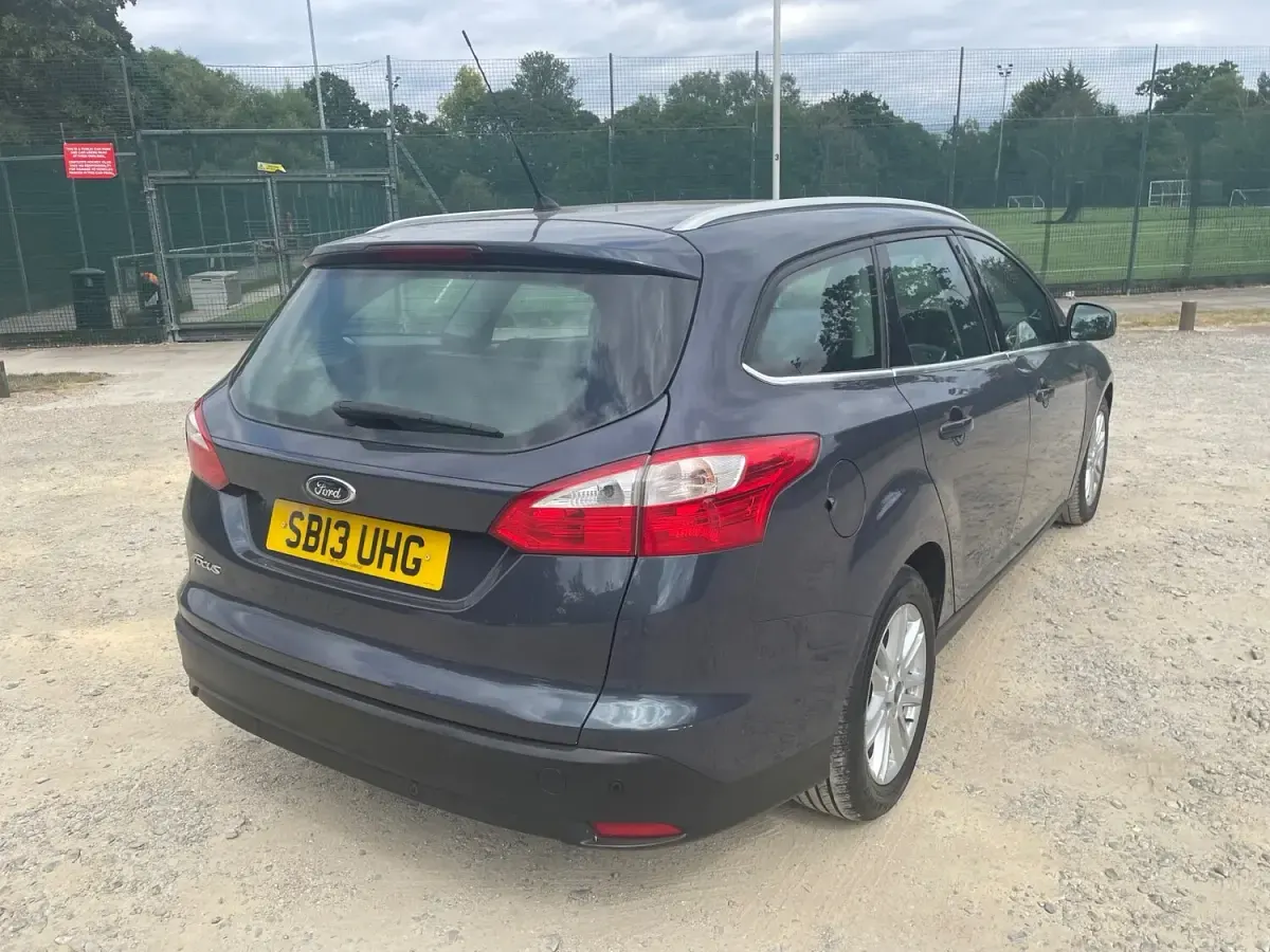Used Ford Focus Titanium 125 HP (91 kW) 2013 Grey Estate