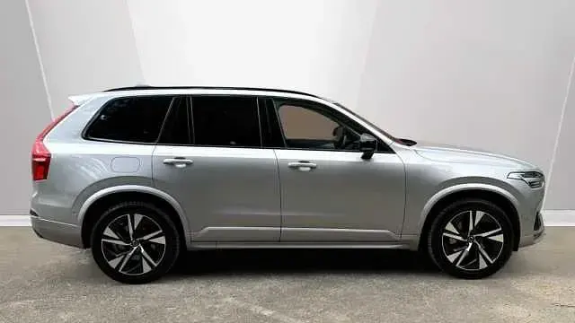 Usado Volvo XC90 Plus 232 HP (170 kW) 2023 SUV