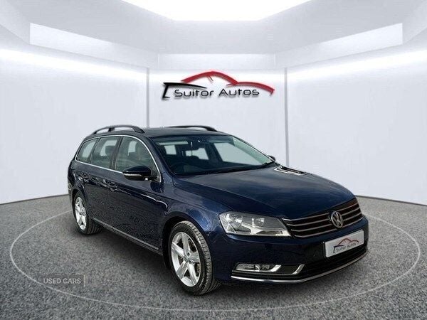 Blue Used 2011 VW Passat SE Estate | £5,495 (A bit pricey) - Image 1/4