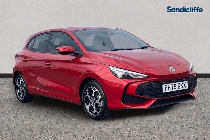 Used MG MG3 SE 116 HP (85 kW) 2024 Tri coat  dynamic red Hatchback