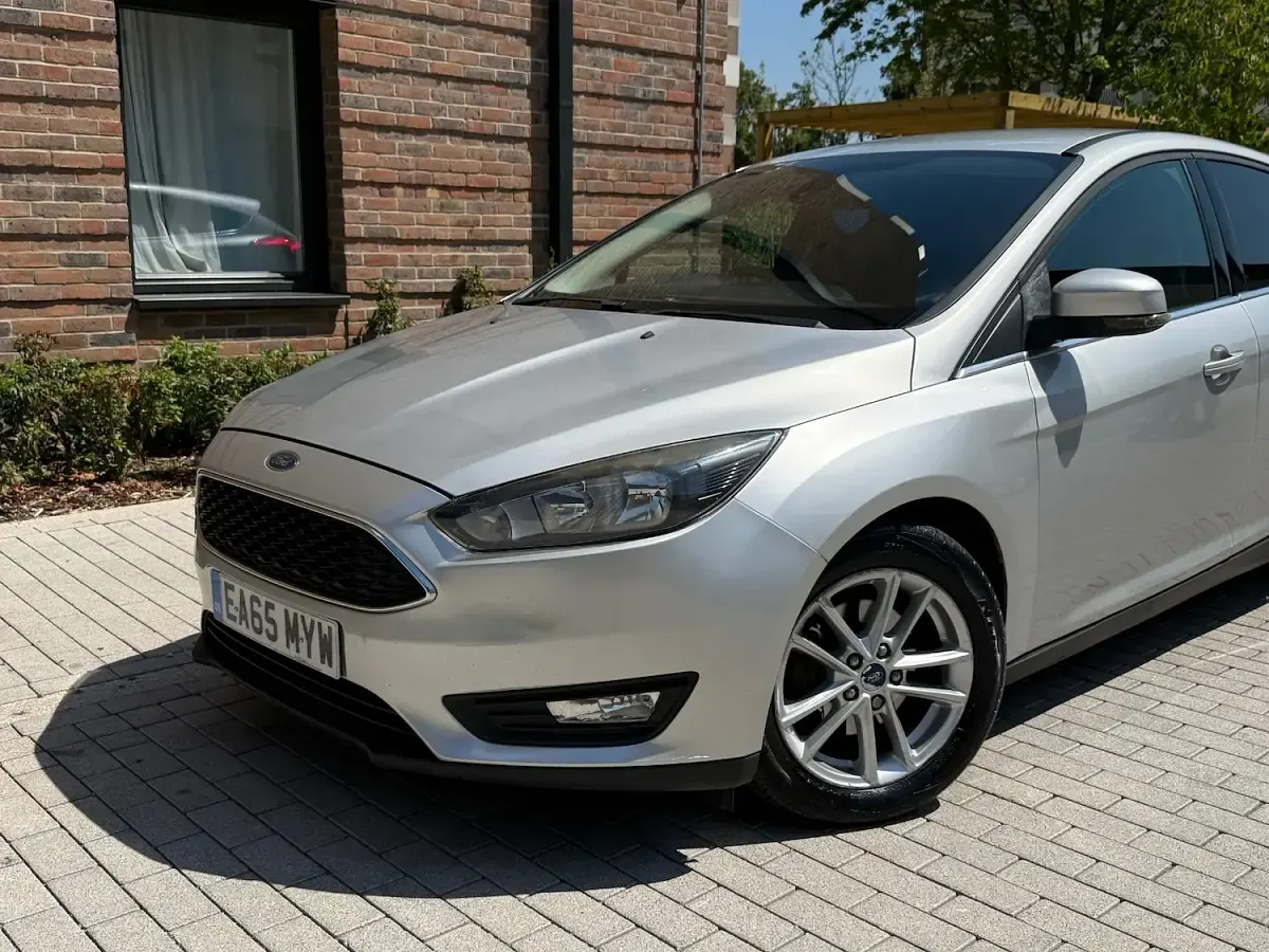 Used Ford Focus Zetec 2015 Silver Hatchback