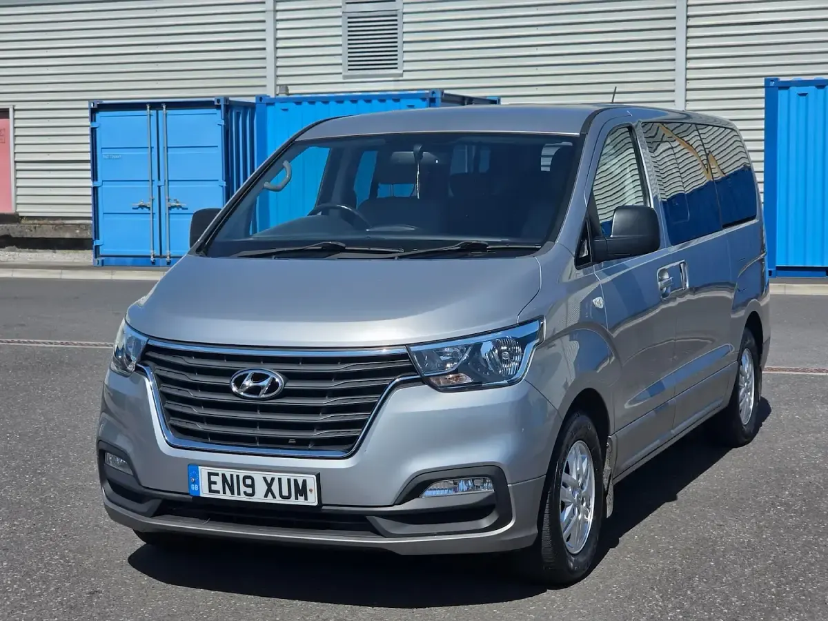 Used Hyundai I800 SE 2019 Silver MPV
