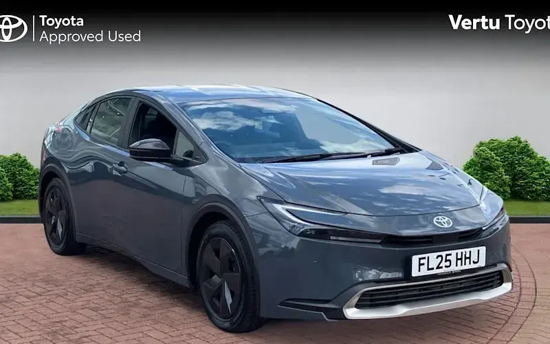 Used Toyota Prius Design 223 HP (164 kW) 2025 Hatchback