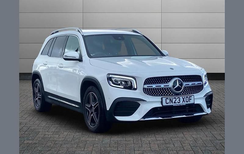 White Used 2023 Mercedes GLB200 Executive SUV | £29,695 (Fair price) - Image 1/4