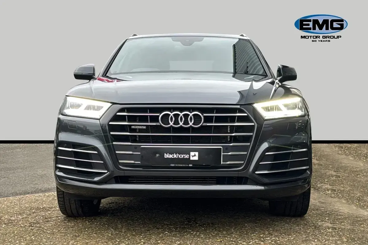 Usado Audi Q5 Competition 367 CV (269 kW) 2020 Gris SUV