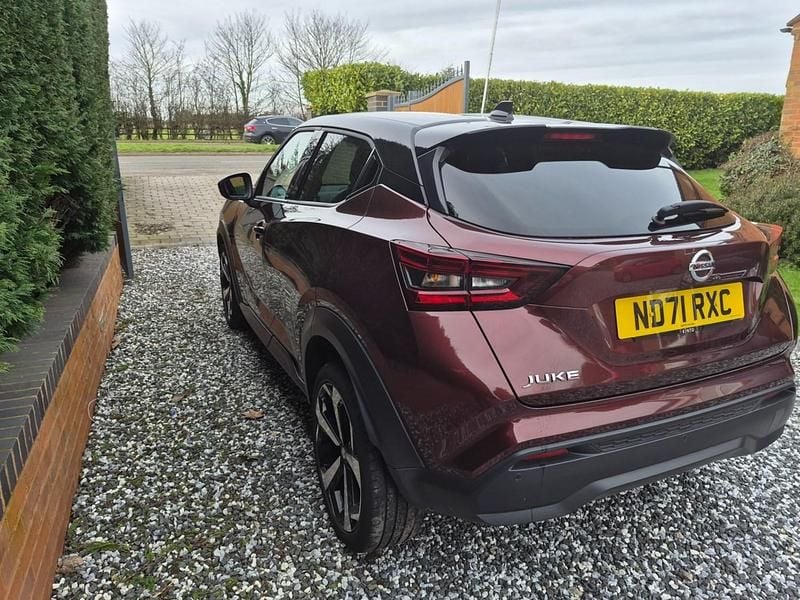 Used Nissan Juke Tekna 2021 Red SUV