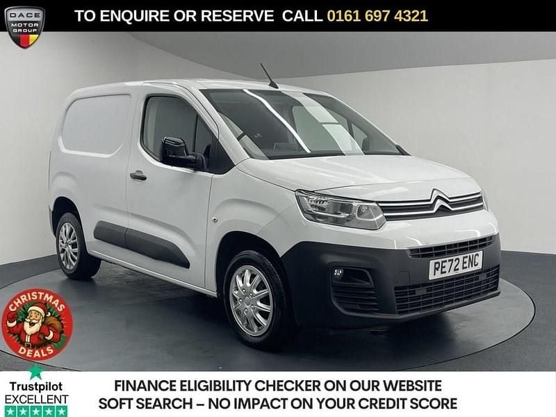 White Used 2022 Citroën Berlingo MPV | £7,970 (Good price) - Image 1/3