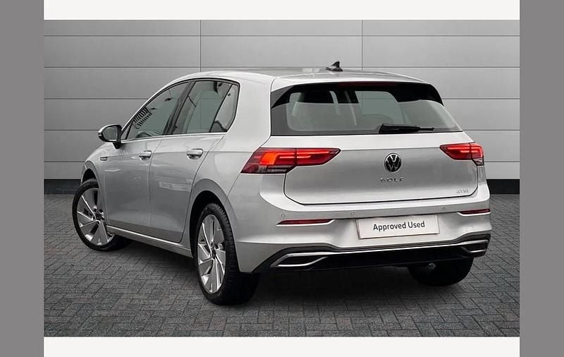 Used VW Golf VIII Style 150 HP (110 kW) 2023 Silver Hatchback