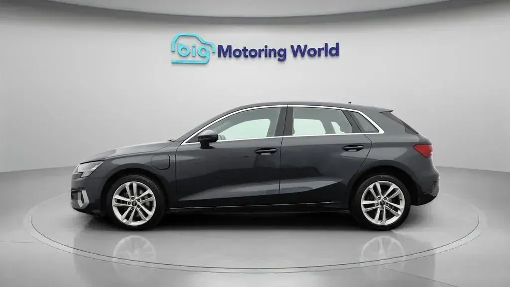 Used Audi A3 Sportback Sport 204 HP (150 kW) 2022 Grey Hatchback