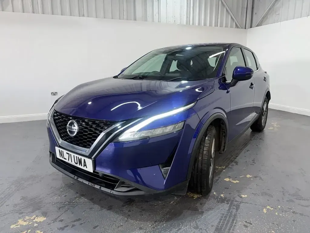 Used Nissan Qashqai Acenta Premium 158 HP (116 kW) 2021 Blue SUV