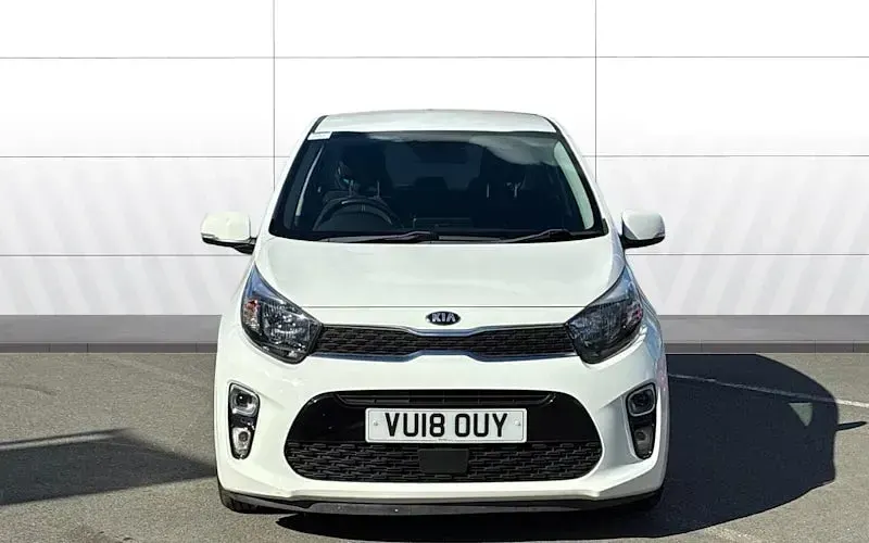 Used Kia Picanto 84 HP (61 kW) 2018 White Hatchback