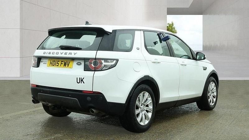 Used Land Rover Discovery Sport SE 2015 White SUV
